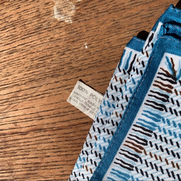 Vintage 60s 70s John Weitz polyester multicolor squiggle pattern scarf - Picture 4 of 4